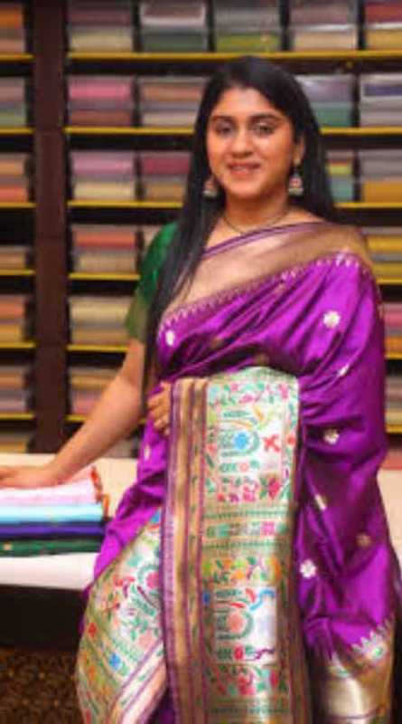 Gayatri-Reddy-Sarees1.jpg Gayatri-Reddy-Sarees1.jpg